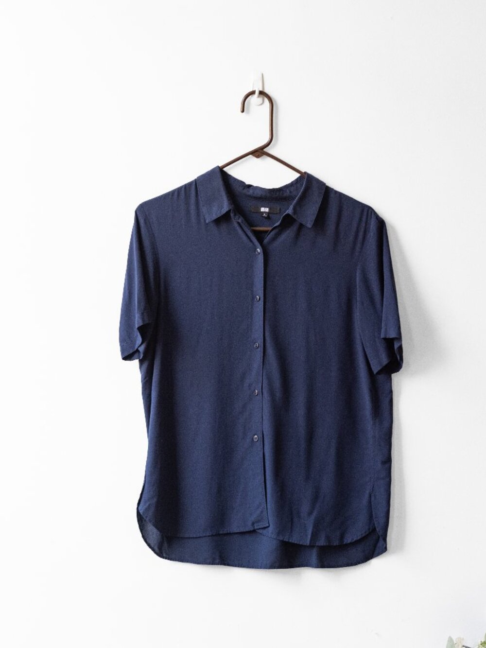 Uniqlo rayon short sleeve top
